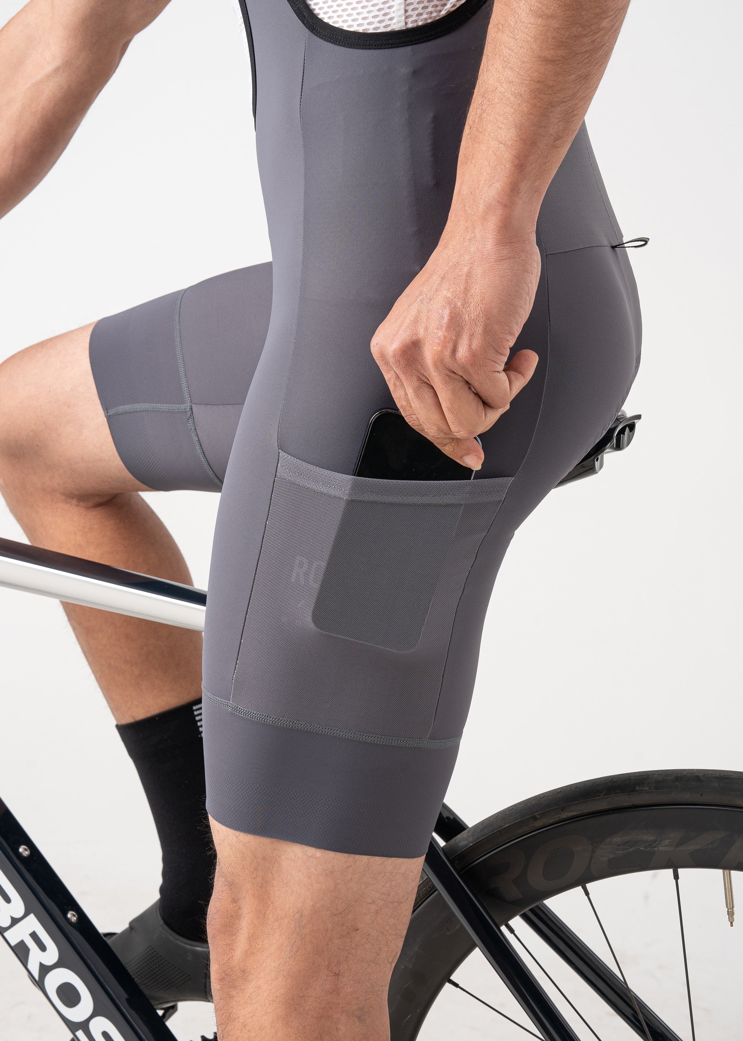 Road-to-Sky Men's Bib Shorts - Image 8