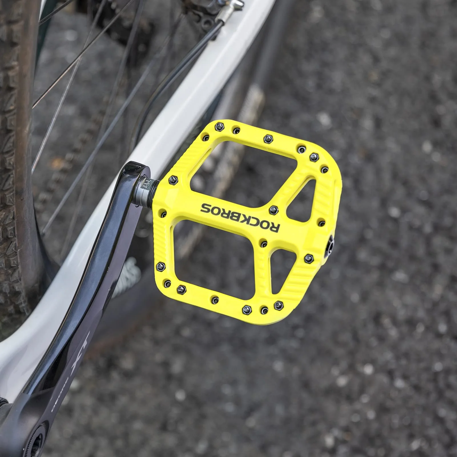 ROCKBROS Mountain Bike Pedals Nylon Composite Bearing 9/16" MTB Bicycle Pedals with Wide Flat Platform - Image 27