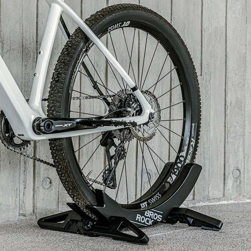 ROCKBROS Adjustable Bike Floor Stand for Versatile Tire Sizes - Image 9