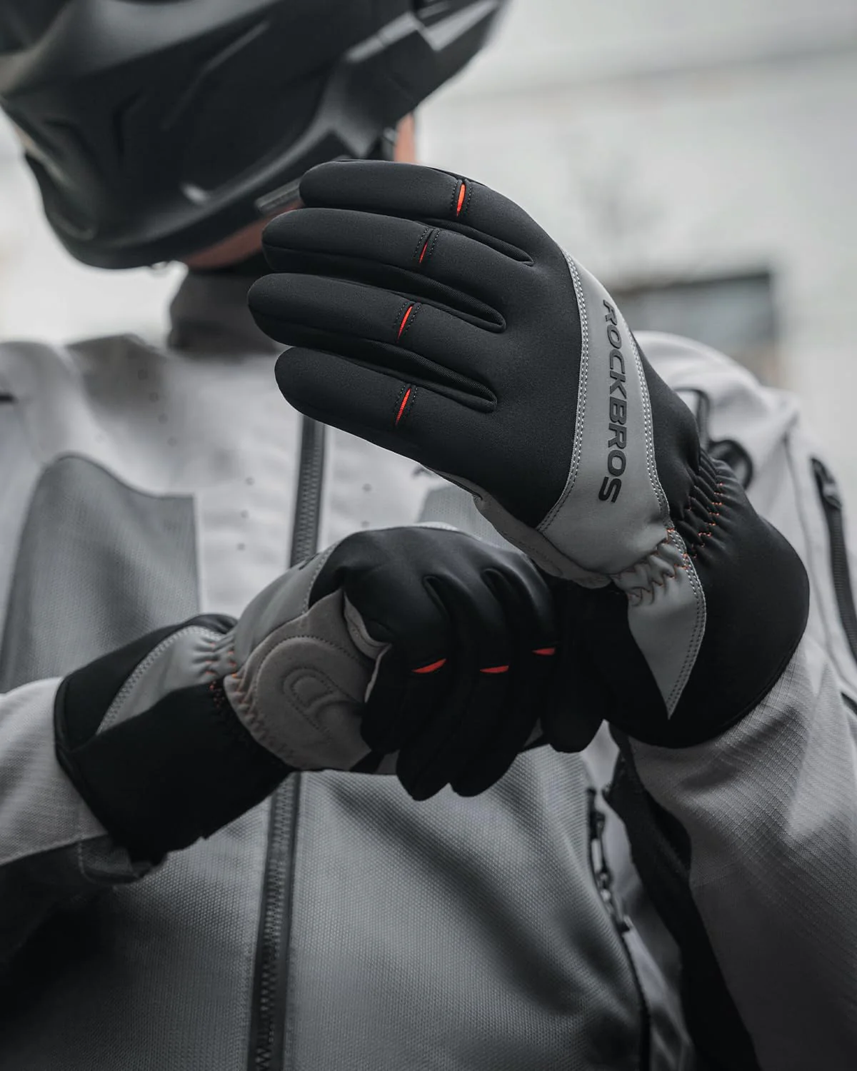 ROCKBROS Cycling Winter Bike Windproof Thermal Gloves with Touchscreen Fingers - Image 6