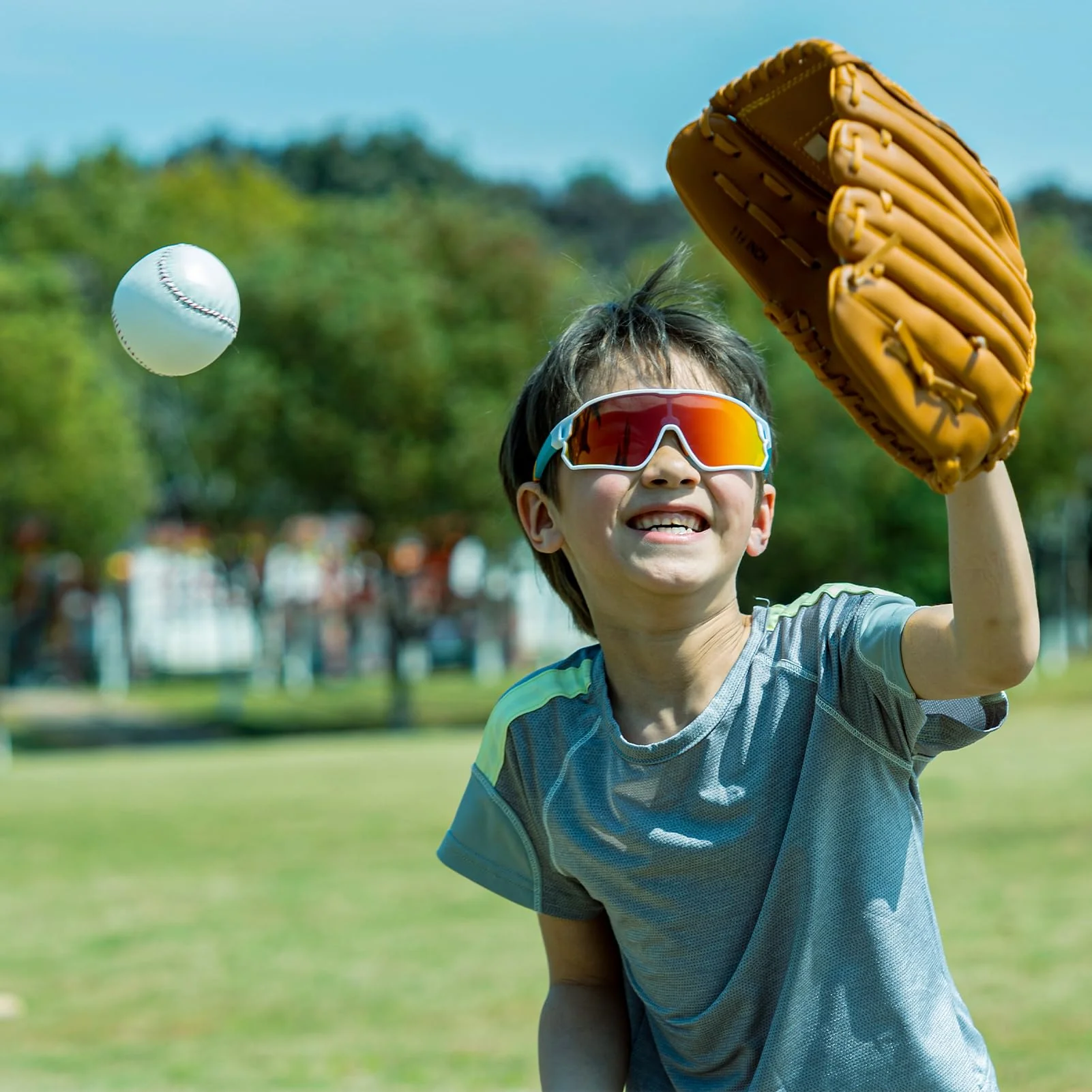 Kids Polarized Sunglasses - Image 22