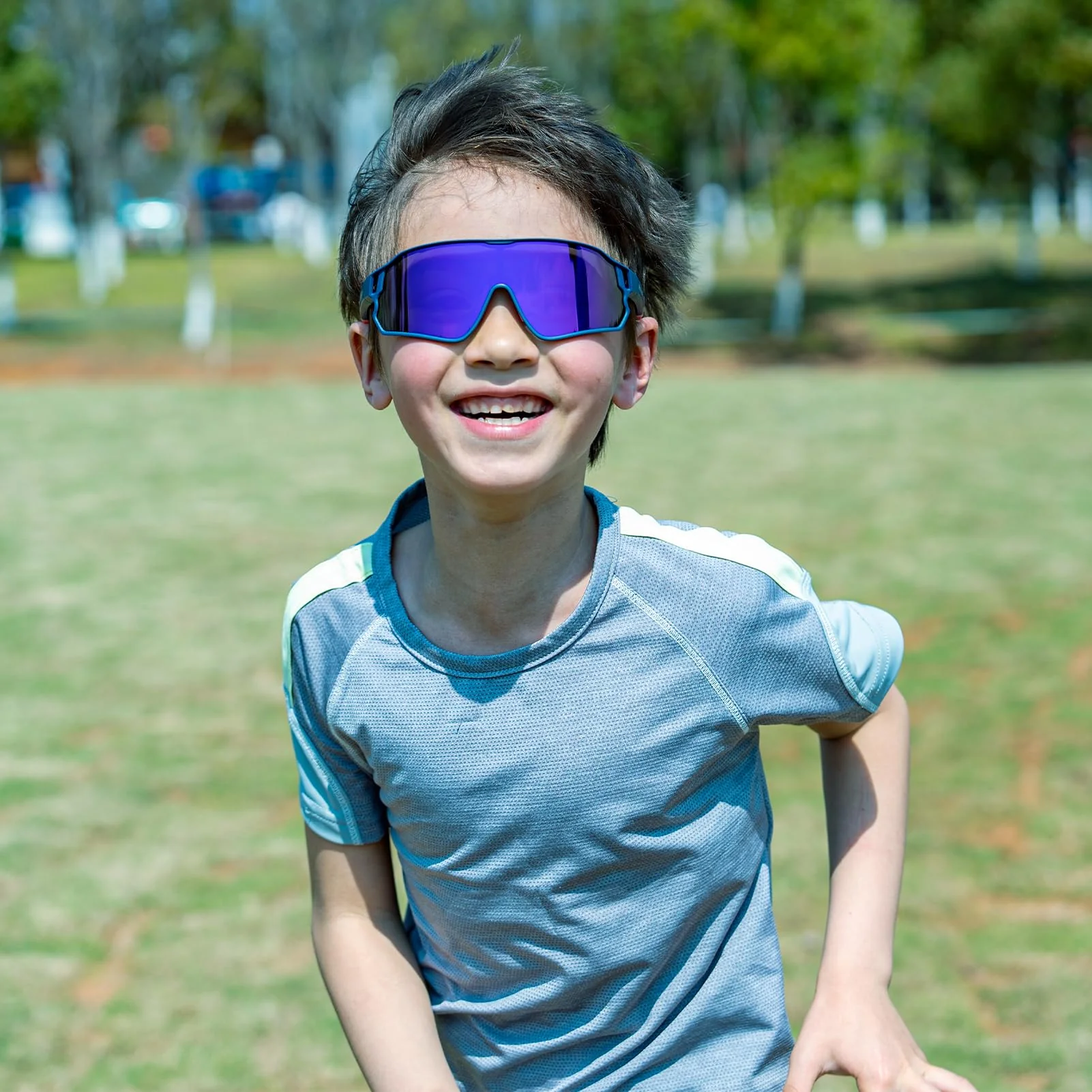 Kids Polarized Sunglasses - Image 5