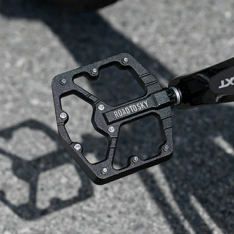 ROCKBROS Large Tread CNC Aluminum Pedals with Sealed Bearings-Road To Sky - Image 5