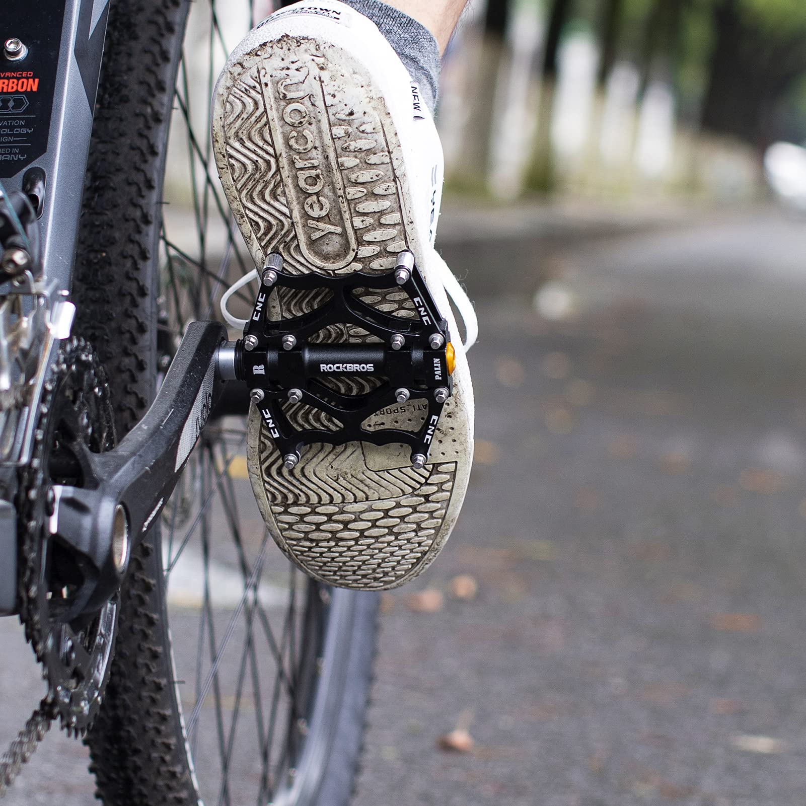 ROCKBROS Lightweight Aluminum Alloy Bike Pedals with Wide Platform Grip - Image 8