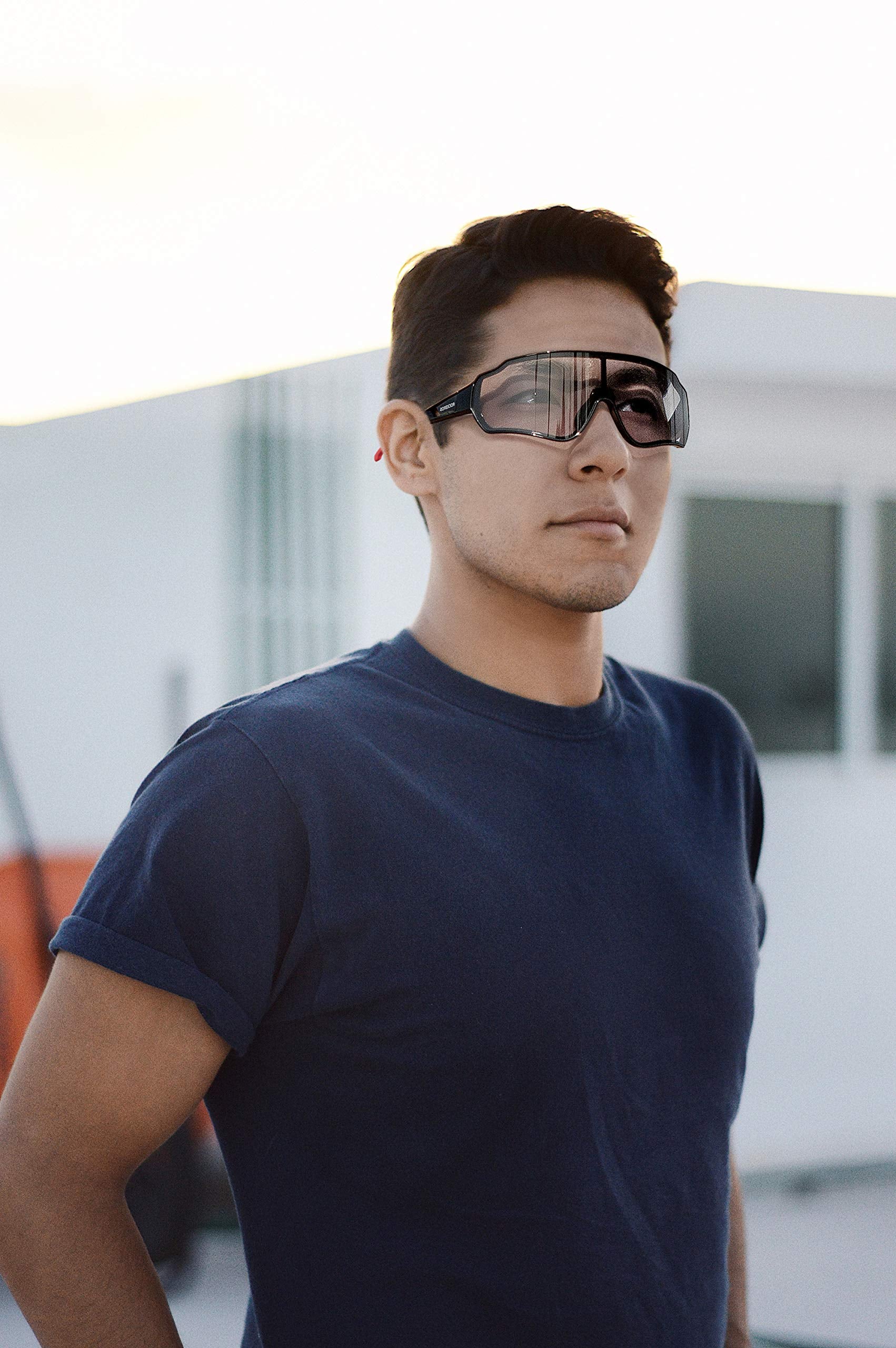 ROCKBROS Photochromic Sunglasses Reduce Wind Resistance - Image 20